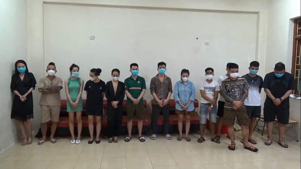 Dương Minh Tuyền bị bắt vì chơi ma túy cùng bạn bè ở Ninh Bình